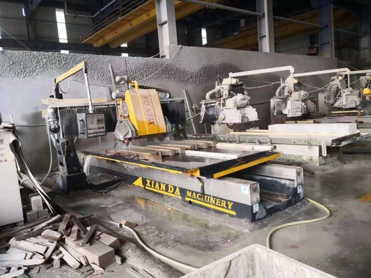 Macchina di taglio per profilazione lineare di materiali di pietra efficienti
