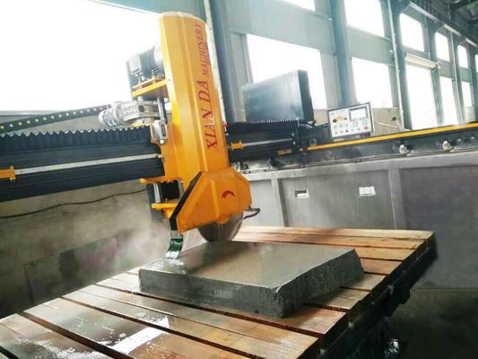 Macchina per il taglio di ponti a infrarossi per la lavorazione di grandi piastre di granito e marmo