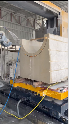 Strumento di taglio di pietra a seghe a filo di diamante a 4 assi con controllo CNC