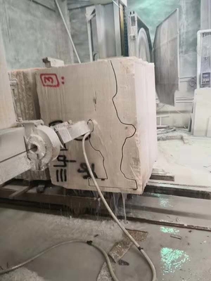 Strumento di taglio di pietra a seghe a filo di diamante a 4 assi con controllo CNC