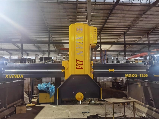 57/67kw Quattro colonne Macchina di taglio di blocchi medi con 2200-2800 mm di diametro della lama