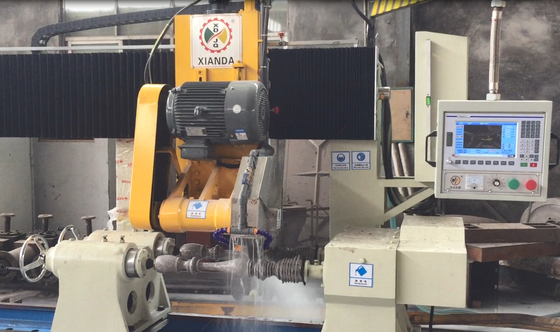 Macchina di taglio CNC a due PC con struttura semplice e pratica