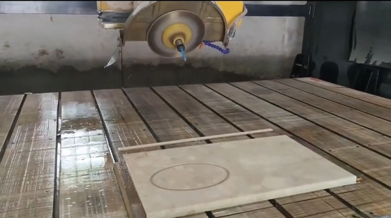 5 assi di collegamento Cnc sistema di taglio ponte con funzione di memoria per spegnere la corrente