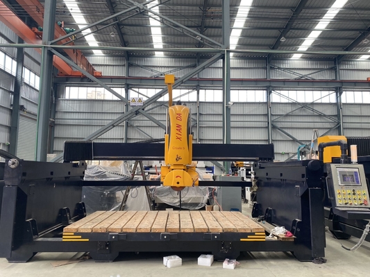 Macchina di taglio a ponte CNC a 5 assi per 3D a forma speciale