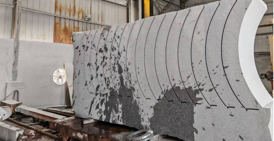 Macchine per la sega a filo di diamante CNC per la lamina di pietra circolare, per la colonna, per le lettere numeriche e per altre forme di spessore