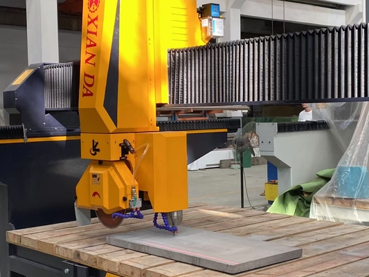 Macchina di taglio a ponte CNC personalizzabile per forme speciali