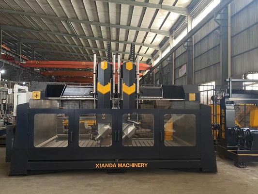 Xianda 4 assi Alta precisione CNC macchina da incisione con 0.02mm di precisione di posizionamento e 5.5KW di potenza di mandrino