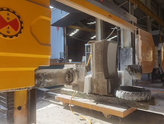 Macchine per seghe a filo di diamante CNC ad alta velocità CNC 2000/2500/3000 per forme speciali, lastre di colonna