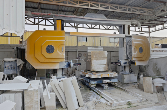 Macchine per la segatura di pietra a filo singolo di diamanti CNC per forme speciali