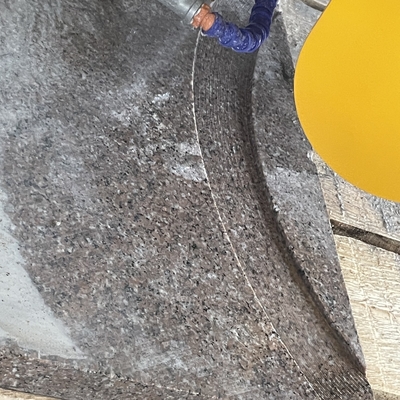 Taglio di precisione con macchina da taglio di pietra a 5 assi e percorso di sollevamento massimo di 500 mm