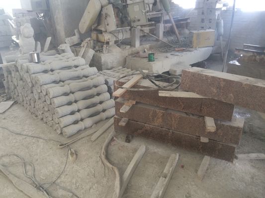Macchina di taglio a baluster ad alta efficienza 4PCS con controllo PLC/CNC e diametro di lavorazione massimo di 500 mm per la lavorazione della pietra