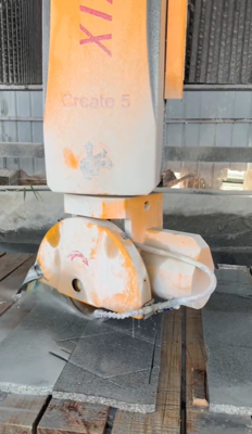 Tagliapietre a ponte a 5 assi per taglio CNC di granito e marmo