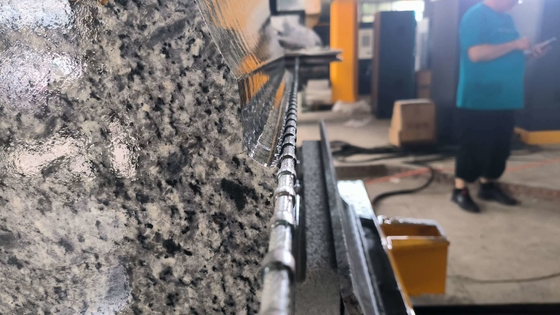 Macchine per il taglio di seghe di filo di diamante Macchine per la costruzione di pietre 5 assi CNC Seghe di filo di diamante per il taglio di pietre ad alta efficienza