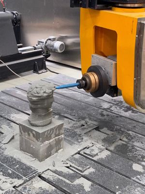 Professional 5-Axis CNC Bridge Cutting Machine with 3400x2000mm Worktable and 0°-360° Head Rotation for Precision Stone Cutting