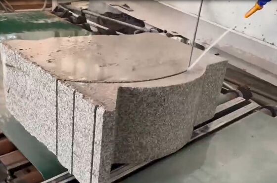 Macchina per seghe a filo CNC verticale per marciapiede curvo