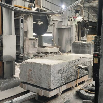 Xianda New CNC Diamond Wire Saw Machine with Engine Motor Gear CE Certified 380V/50Hz 11KW 6000kg for Stone Cutting