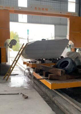 Macchina per filo diamantato CNC con dimensioni massime di lavorazione 3500*3000*1800mm e motore principale da 11kw per il taglio della pietra
