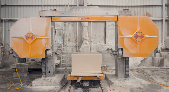 Macchina per il taglio a filo CNC a 4 assi per pietra di forma speciale | Attrezzatura per la lavorazione di profili di pietra irregolare