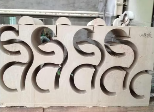 XIANDA CNC-2500SA Macchina per segatrice a filo diamantato CNC ad alta precisione con capacità di carico di 20 tonnellate e tavola rotante servoassistita a 360 gradi per la profilatura della pietra