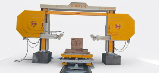 Discovery 4 CNC Diamond Wire Saw Machine con tavolo da lavoro servo-driven a 360° e velocità di taglio 20-40 M/S per il taglio di pietra di precisione