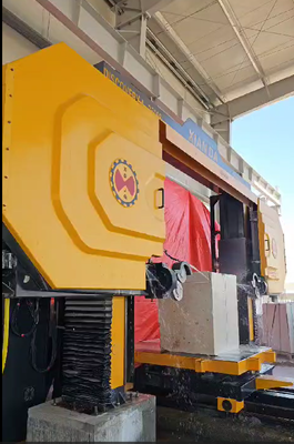 Discovery 4 CNC Diamond Wire Saw Machine con tavolo da lavoro servo-driven a 360° e velocità di taglio 20-40 M/S per il taglio di pietra di precisione