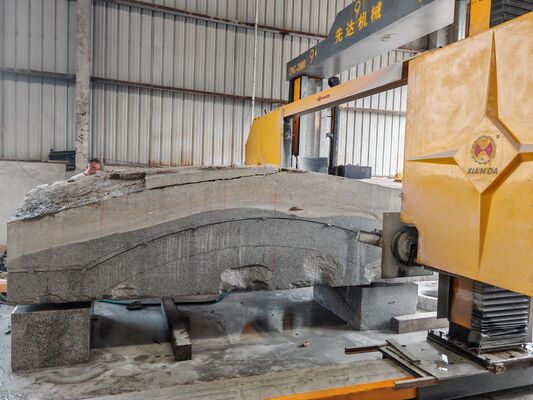 Macchina per il taglio a filo CNC mobile a portale con quattro volani per il taglio di blocchi di pietra di grandi dimensioni 3500 × 3500 × 2200 mm