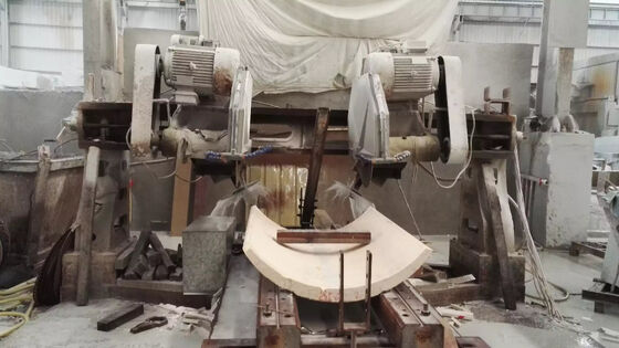 Macchina di taglio a quattro fette ad alta efficienza per la lavagna di colonne di granito di marmo