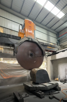 Macchina per il taglio di blocchi di granito ad alta velocità con diametro di lavorazione massimo di 2800 mm