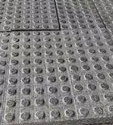 Macchina elettrica per la scultura in pietra CNC con precisione di 0,02 mm e velocità dell'aria di 15 m/min per la pietra da pavimentazione tattile