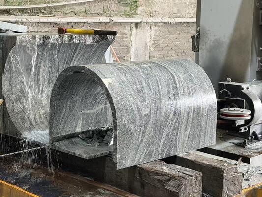 Macchina per il taglio della pietra con filo diamantato ad alta efficienza e controllo CNC con collegamento a quattro mandrini