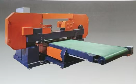 Macchina di taglio di pietra CNC a doppio scopo con motore principale da 7,5 kW 1250 mm Larghezza massima di taglio e velocità variabile del trasportatore