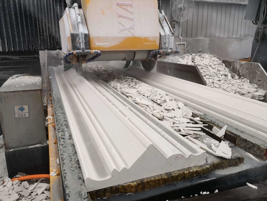 Tagliatrice di pietra lineare di profilo della curva 15kw per l'asta della ringhiera quadrata