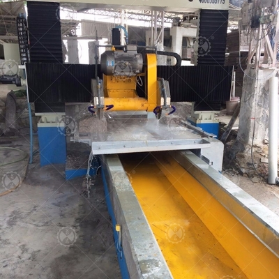 Tipi 350mm - 600mm del cavalletto delle lame della tagliatrice di profilo di CNC del Plc due